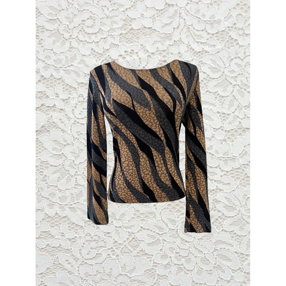 vintage 90s wavy patterned textured long sleeve top